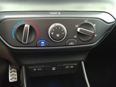 Hyundai Bayon 1.0 TGDI 74kW (100CV) 48V Maxx