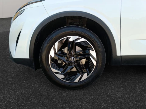 Nissan Qashqai 5P DIG-T E6E 103 KW (140 CV) MHEV 12V 6M/T 4X2 N-CONNECTA