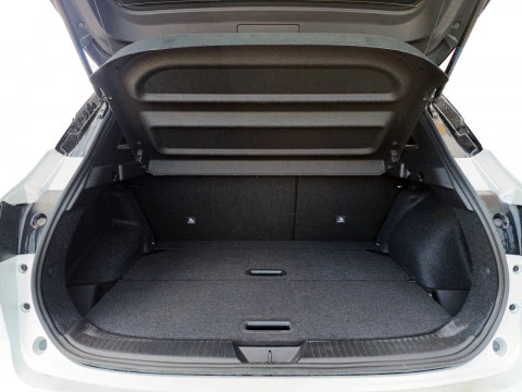 Nissan Qashqai 5P DIG-T E6E 103 KW (140 CV) MHEV 12V 6M/T 4X2 N-CONNECTA