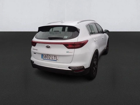 Kia Sportage 1.6 MHEV Business 100kW (136CV) 4x4