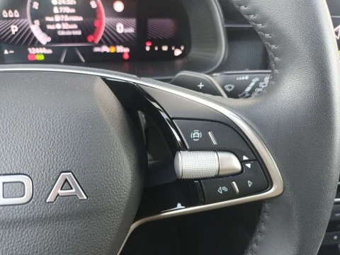 Skoda Kamiq  1.0 TSI Selection DSG7 85kW