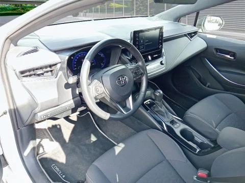 Toyota Corolla 1.8 125H ACTIVE TECH E-CVT