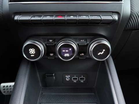 Renault Captur  E-TECH Hibrido Enchufable RS Line 117kW