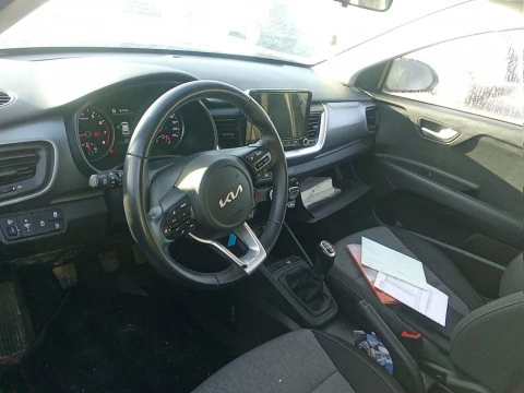Kia Stonic 1.0 T-GDi 74kW (100CV) MHEV iMT Concept