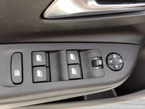 Opel Corsa 1.2T XHL GS 74 kW (100 CV)