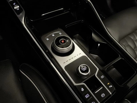 Kia Sorento 1.6 T-GDi HEV Emotion 4x2 (Pack Luxury) Auto 169 kW (230 CV)