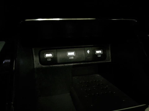 Kia Sorento 1.6 T-GDi HEV Emotion 4x2 (Pack Luxury) Auto 169 kW (230 CV)