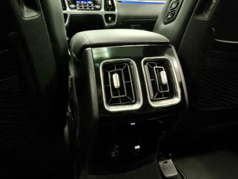 Kia Sorento 1.6 T-GDi HEV Emotion 4x2 (Pack Luxury) Auto 169 kW (230 CV)