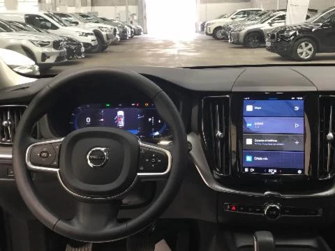 Volvo XC40 XC60 Core, B4 (diesel), Diésel