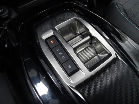 Peugeot e-208 Active Eléctrico 136 (100 Kw)