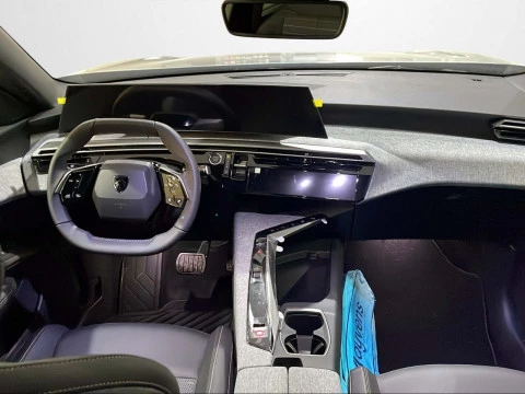 Peugeot 5008 Hybrid 1.2 107KW Allure eDCS6