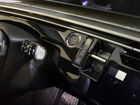 Peugeot 5008 Hybrid 1.2 107KW Allure eDCS6