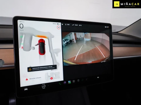 Tesla Model 3 RWD