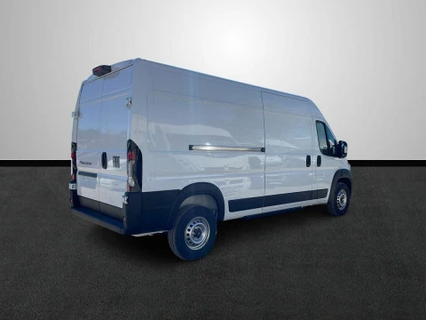 Fiat Ducato E-Ducato serie 2-Electric Vehicle Furgón 4.2T Heavy L3 H2 Electric 200 Kw & Batería 110 Kwh