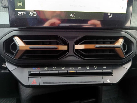 Dacia Duster EXTREME HYBRID 140CV