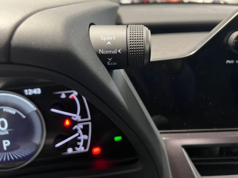 Lexus UX 2.0 250h Premium