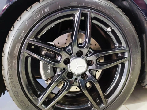 Mercedes-Benz AMG C CLA180 