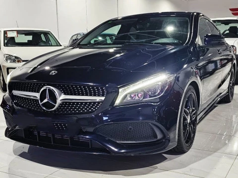 Mercedes-Benz AMG C CLA180 