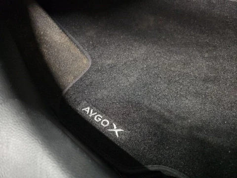 Toyota Aygo X Cross 1.0 VVT-I 72CV Play