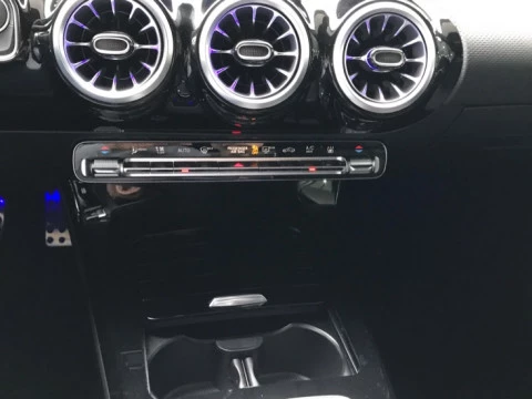 Mercedes-Benz Clase A  250 e Berlina