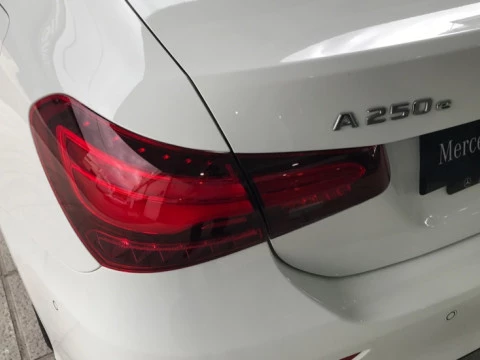 Mercedes-Benz Clase A  250 e Berlina