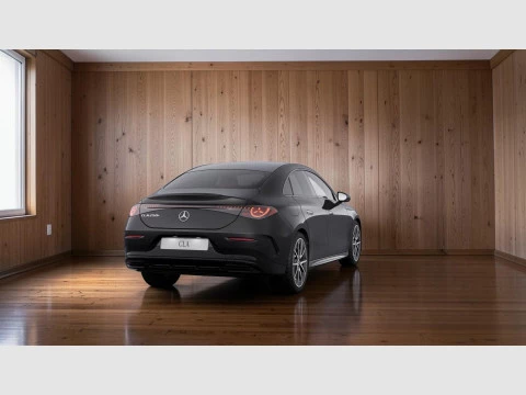 Mercedes-Benz CLA  250+ con tecnologia EQ