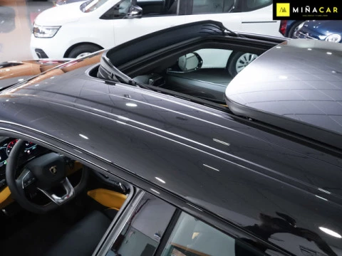 Lamborghini Urus 4.0 V8 PHEV SE 588 kW (800 CV)