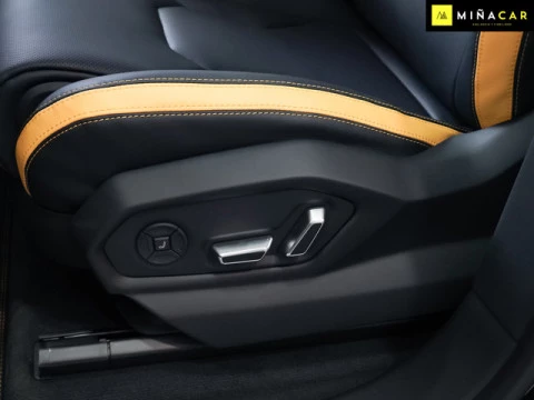 Lamborghini Urus 4.0 V8 PHEV SE 588 kW (800 CV)