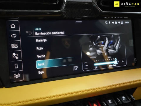 Lamborghini Urus 4.0 V8 PHEV SE 588 kW (800 CV)