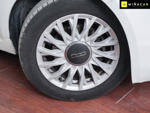 Fiat 500 1.0 Hybrid Dolcevita 51 kW (70 CV)