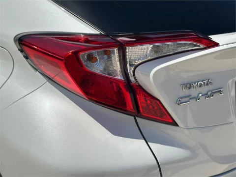 Toyota C-HR 1.8 125H Advance