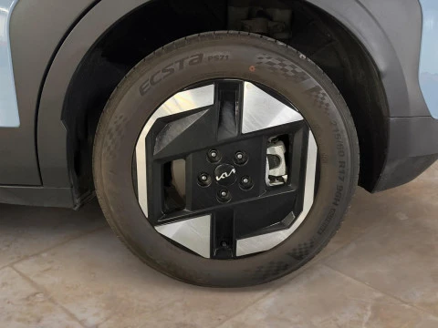 Kia EV3 Earth Long Range