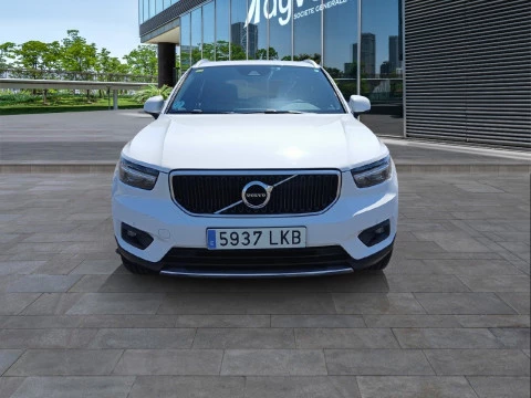 Volvo XC40 2.0 D3 Momentum Pro