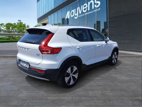 Volvo XC40 2.0 D3 Momentum Pro