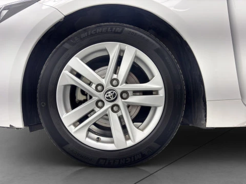 Toyota Corolla 1.8 125H BUSINESS E-CVT
