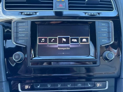 Volkswagen Golf Sport 1.6 TDI 105cv BMT DSG