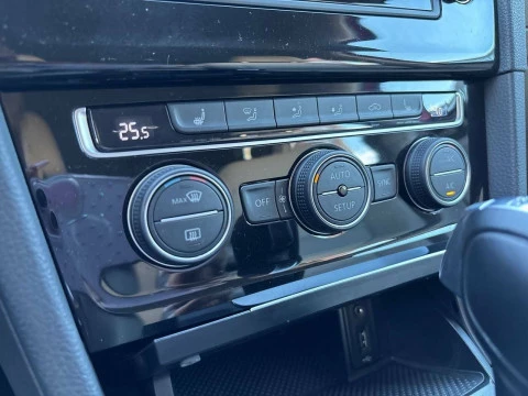 Volkswagen Golf Sport 1.6 TDI 105cv BMT DSG