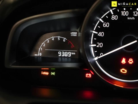 Mazda 2 1.5 G e-SKYACTIV Homura 66 kW (90 CV)