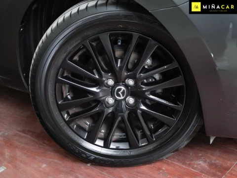 Mazda 2 1.5 G e-SKYACTIV Homura 66 kW (90 CV)