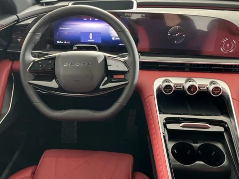 Omoda 9 SHS Premium 1.5 TGDI 395kW AWD