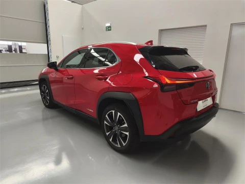 Lexus UX 250h Premium 2WD