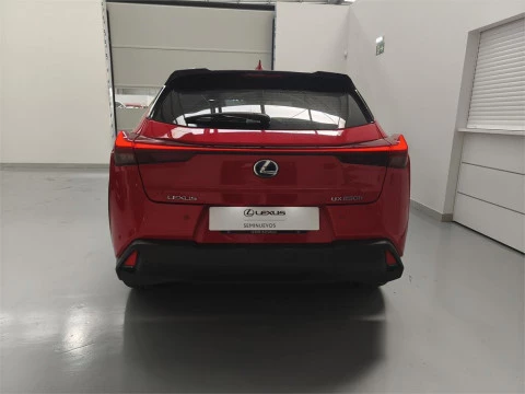 Lexus UX 250h Premium 2WD