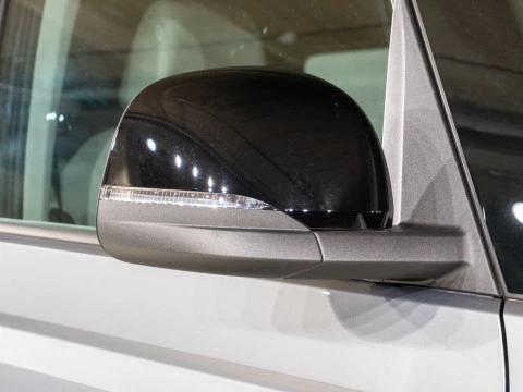 Volkswagen ID. BUZZ Cargo 210kW (286CV)