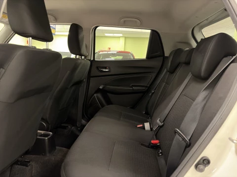 Suzuki Swift 1.2 Mild Hybrid GLX 66 kW (90 CV)