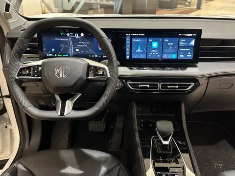 MG HS 1.5 Hybrid+ Luxury