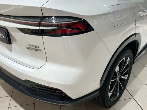 MG HS 1.5 Hybrid+ Luxury