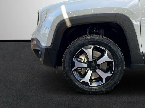 Jeep Renegade 4xe Overland 1.3 PHEV 240hp AT EAWD