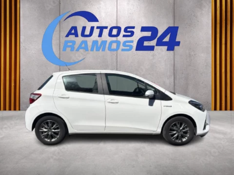 Toyota Yaris 1.5 100H Active Tech