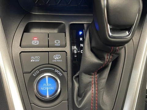 Suzuki Across 2.5 PHEV 4WD