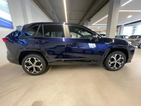 Suzuki Across 2.5 PHEV 4WD